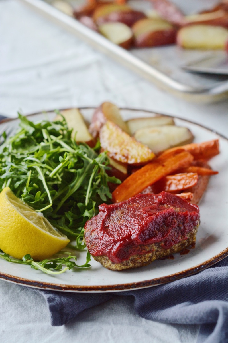 Mini Meatloaves with Roasted Carrots and Potatoes